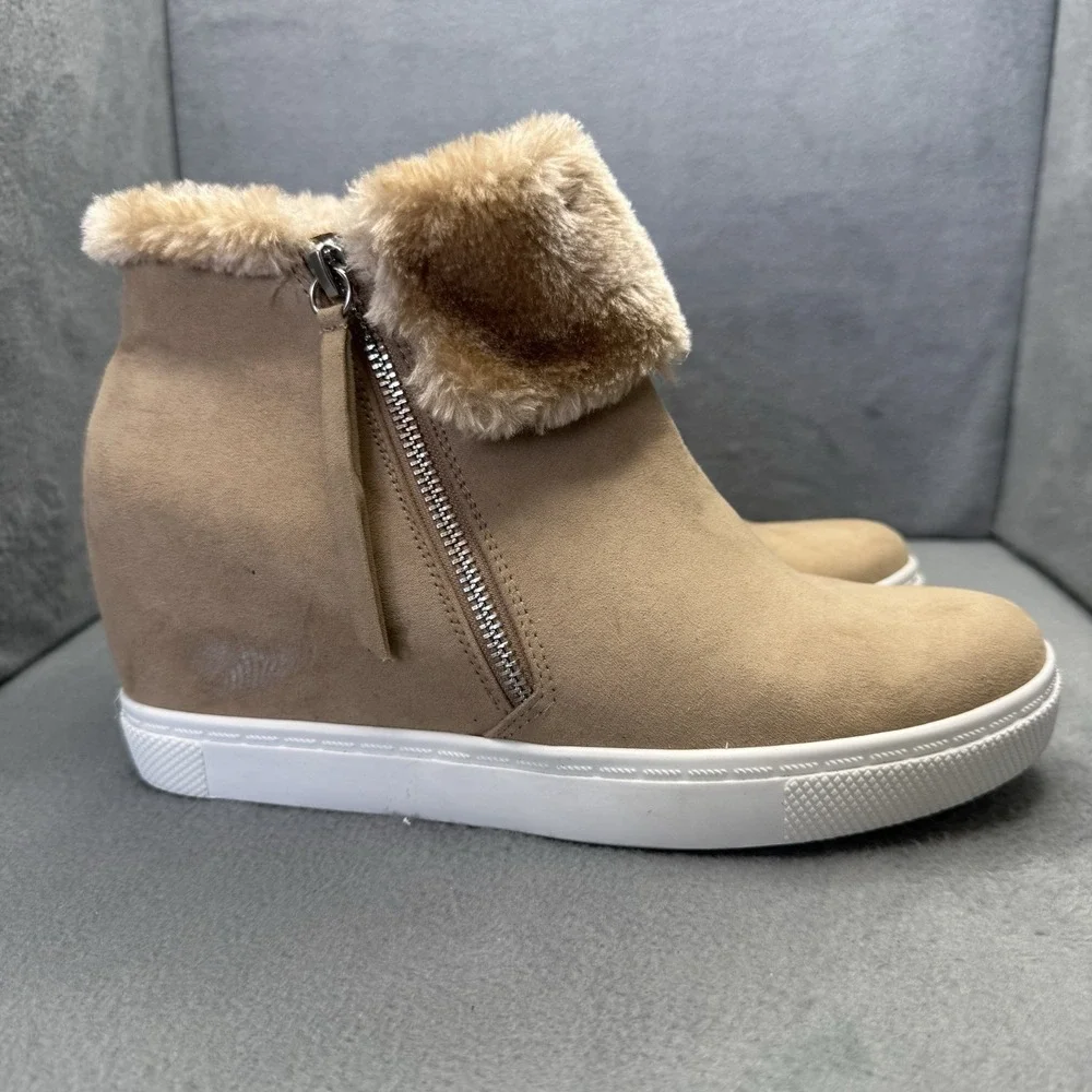 Brash Women's 9.5 Tan Faux Suede Fur Cuff Hidden Wedge Sneaker Booties